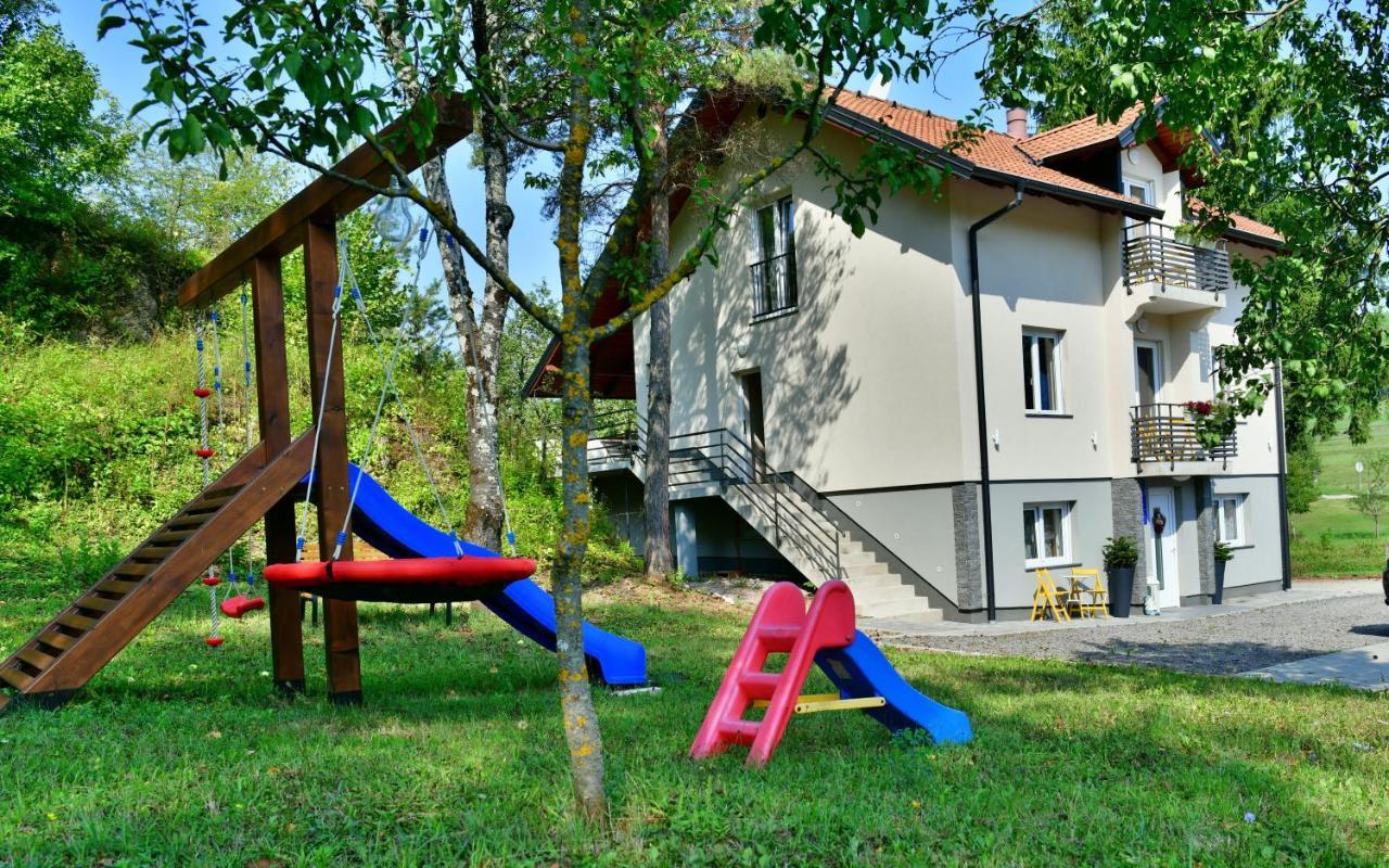 Apartmani Zagi Rakovica Eksteriør billede