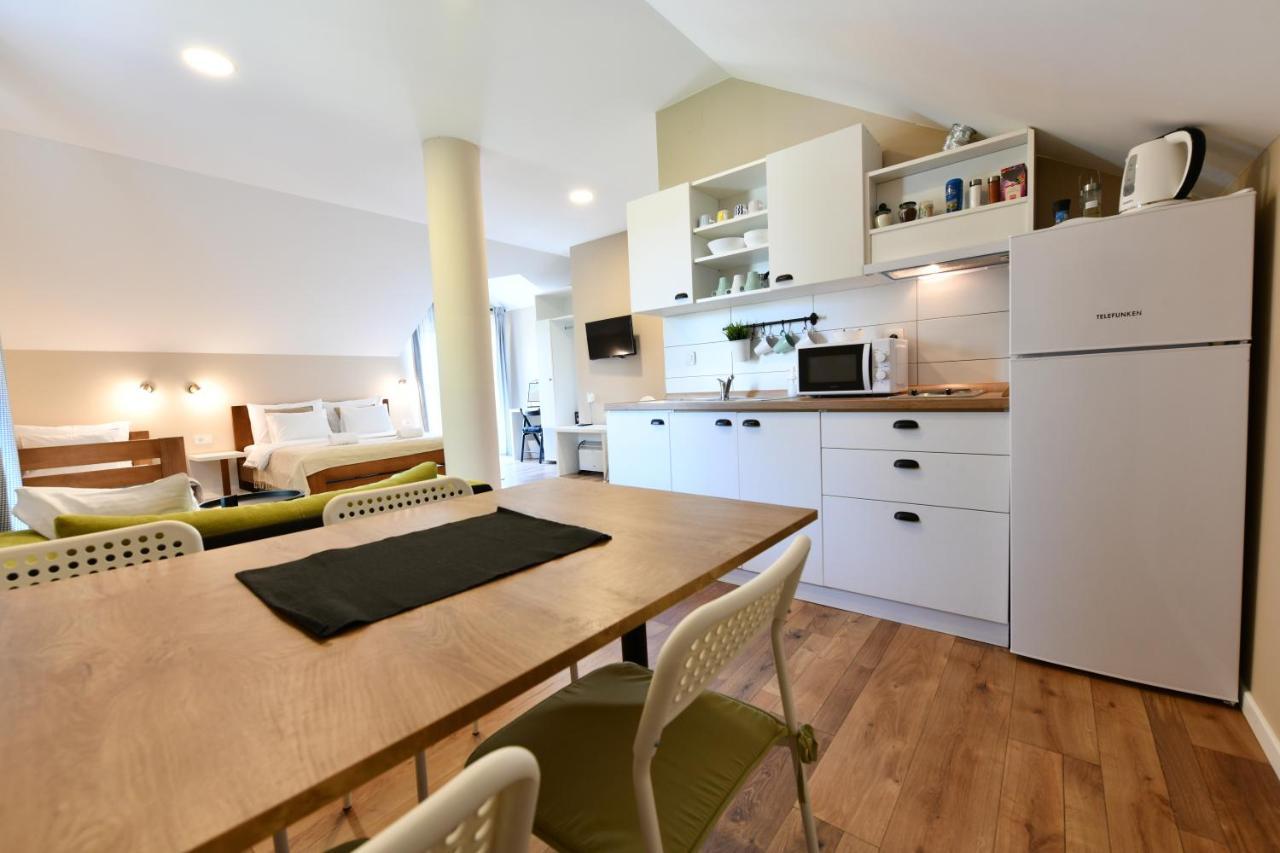 Apartmani Zagi Rakovica Eksteriør billede